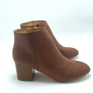 Loft brown ankle booties size 9.5